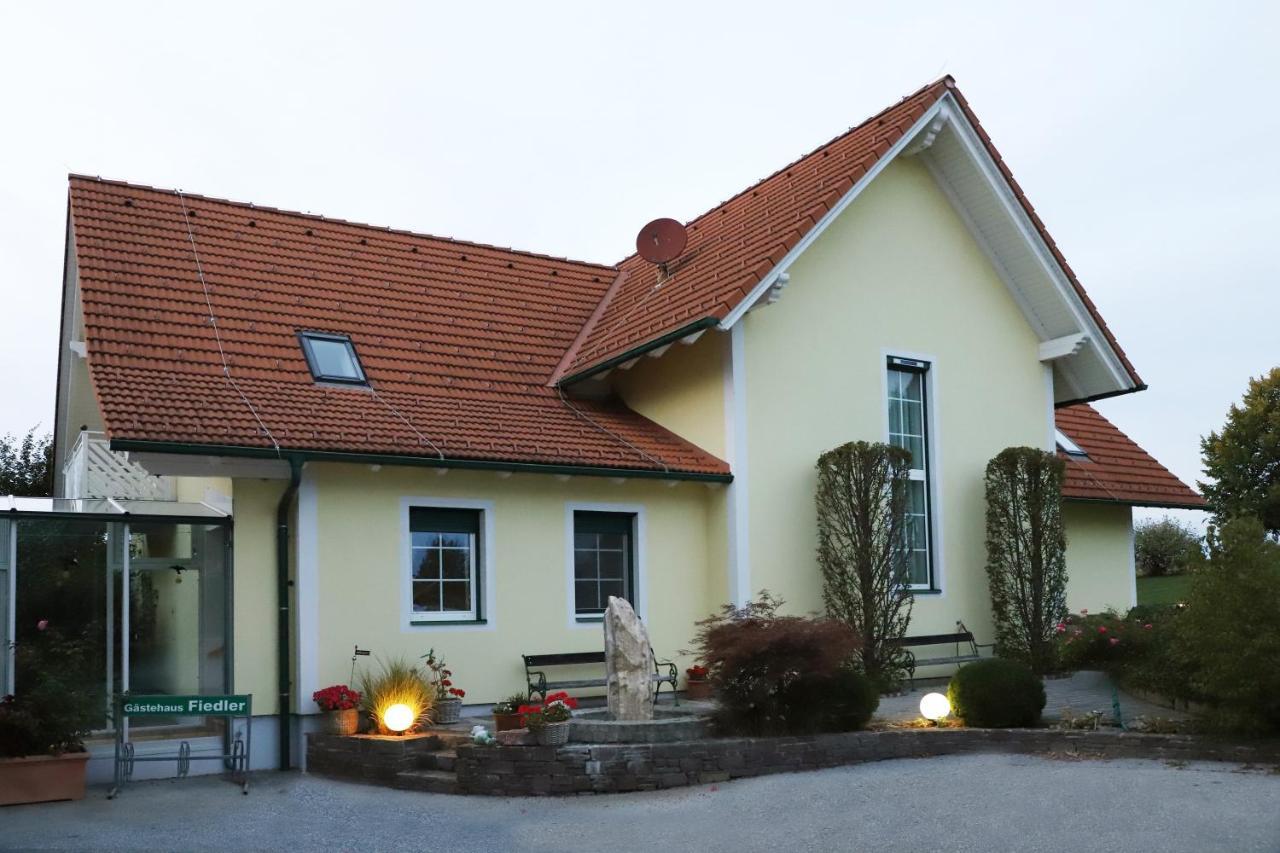 Sonntagsberg Hof Familie Fiedler 호텔 바트월터스도 외부 사진